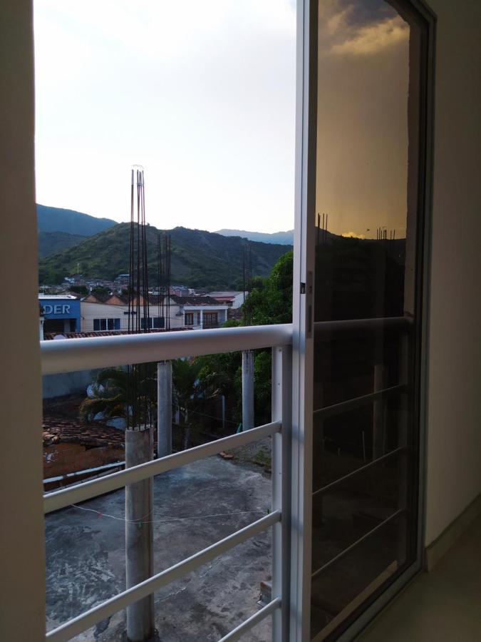 Hotel Brisas Del Norte Roldanillo Exterior foto