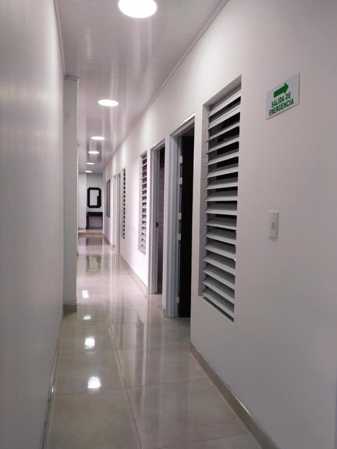 Hotel Brisas Del Norte Roldanillo Exterior foto